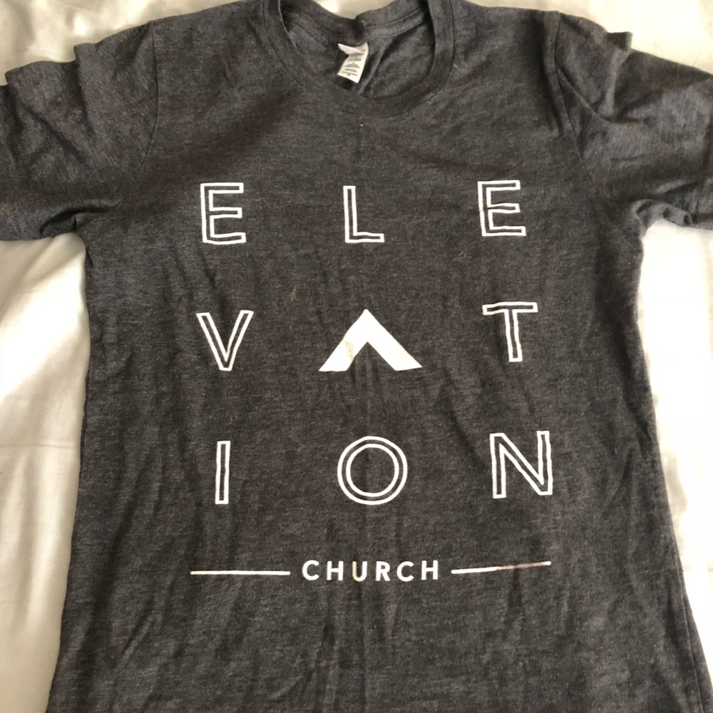 Elevation tee💙